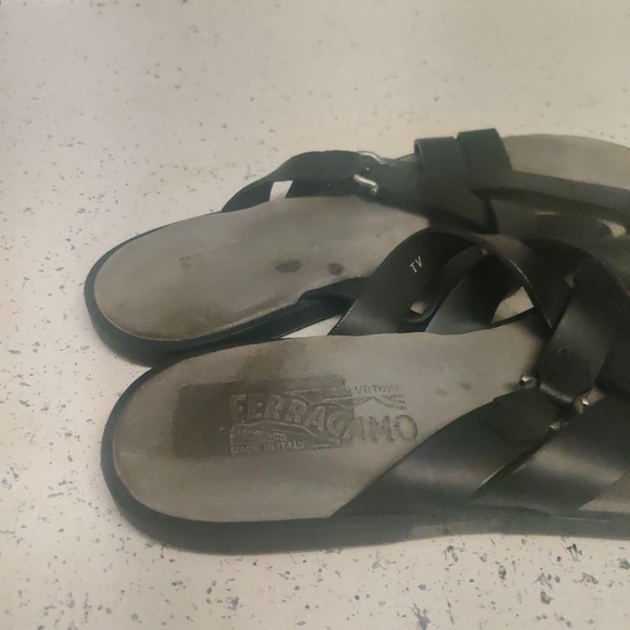 Salvatore Ferragamo black mens sandals sz 10 main image 5